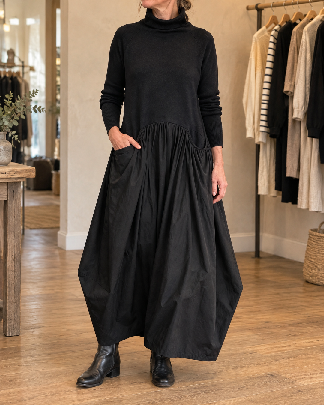 Odette - Turtleneck Maxi Dress