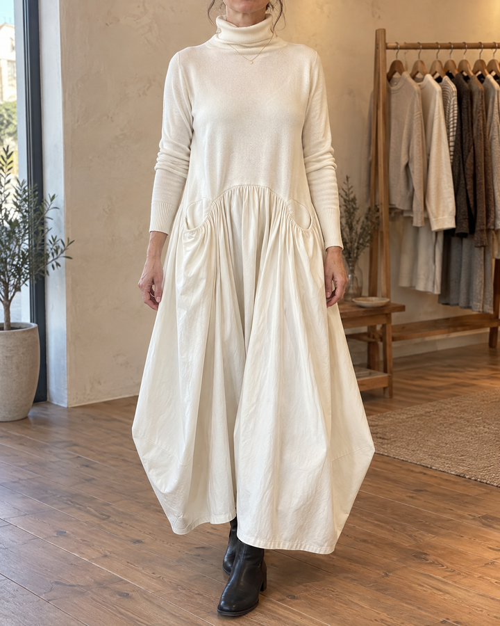 Odette - Turtleneck Maxi Dress